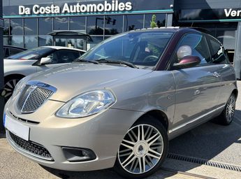  Voir détails -Lancia Ypsilon PHASE 2 1.4 i 95 PREMIERE MAIN / 19 200  à Taverny (95)