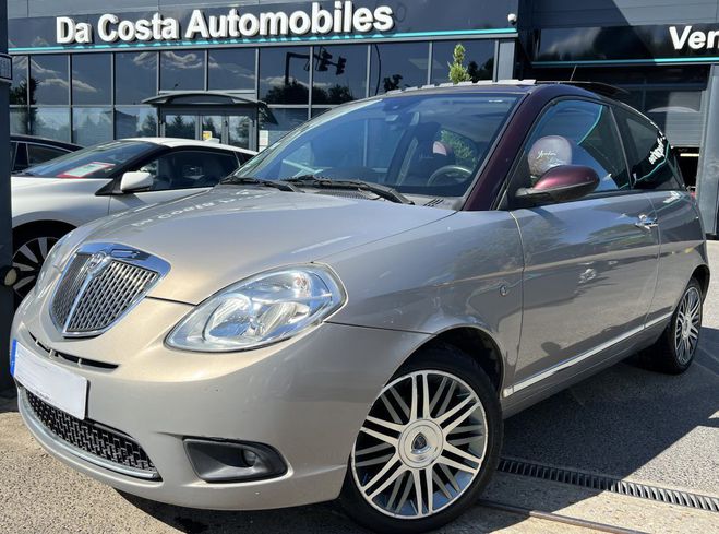 Lancia Ypsilon PHASE 2 1.4 i 95 PREMIERE MAIN / 19 200  Beige de 2008