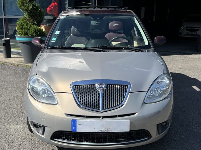 Lancia Ypsilon PHASE 2 1.4 i 95 PREMIERE MAIN / 19 200  Beige de 2008