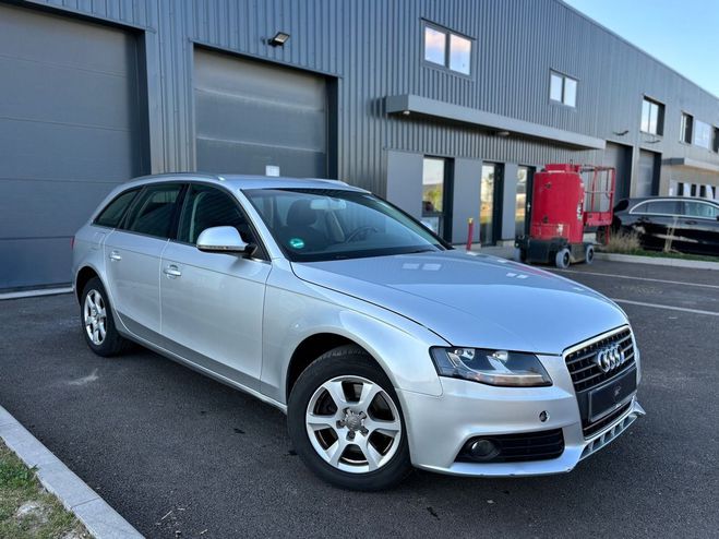 Audi A4 AVANT 1.8 ATTRACTION 160 CH Gris Laqu de 2008