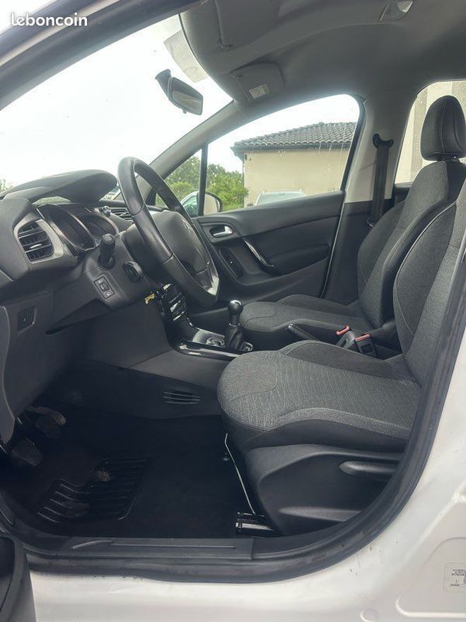 Citroen C3 II 1.2 e-VTi 12V 82 cv CT OK Garantie 6  Blanc de 2016