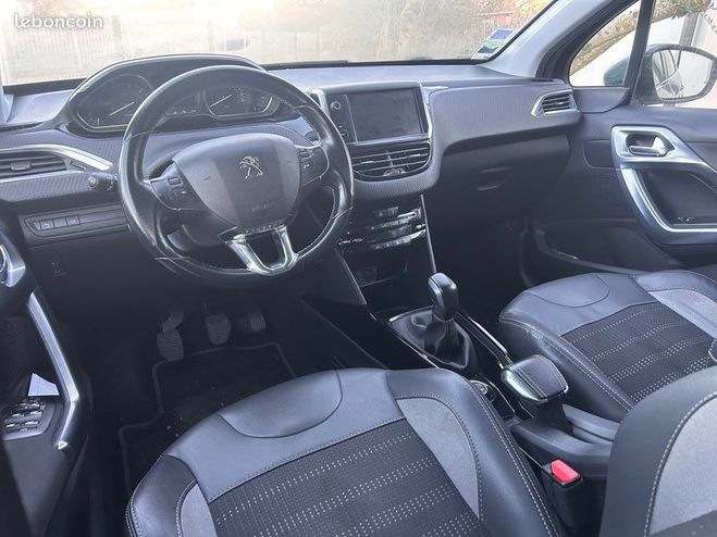 Peugeot 2008 1.2 THP Puretech 12V S&S 110 cv Argent de 2017