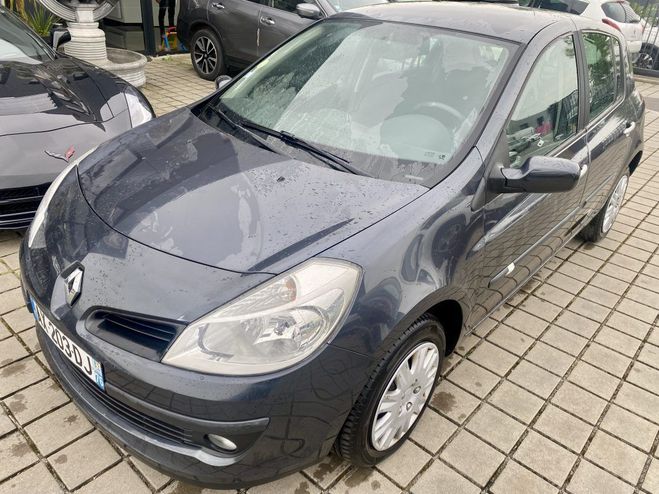 Renault Clio 1.5 DCI 85ch dynamique Gris Mtallis de 2006