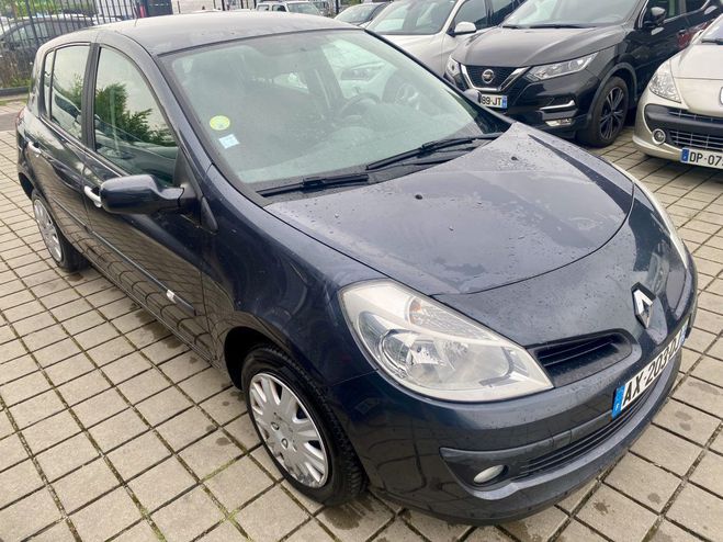 Renault Clio 1.5 DCI 85ch dynamique Gris Mtallis de 2006
