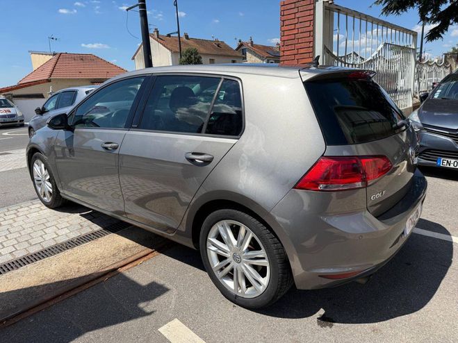 Volkswagen Golf VII 1.2 TSI 110 BlueMotion Technology Al GRIS de 2016