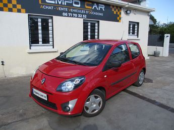  Voir détails -Renault Twingo II 1.2 LEV 16v 75 eco2 Authentique Euro  à Clamart (92)