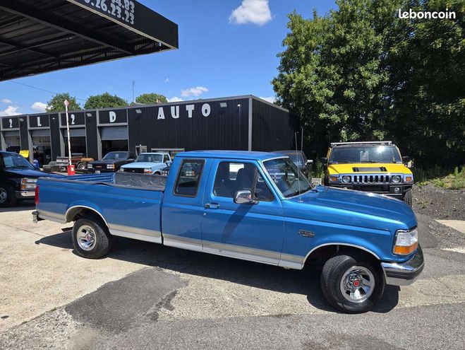 Ford F150 F 5.0 V8 extended cab 5 places Bleu de 1992