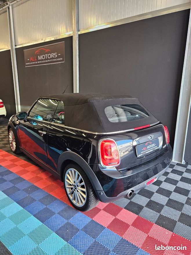 Mini Cooper cabriolet 136 cv BVA Noir de 2018