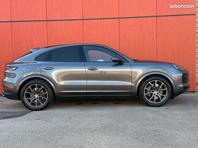 Porsche Cayenne coupe 470ch 3.0 v6 turbo e-hybrid Gris de 2024