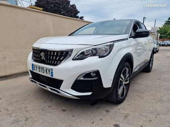  Voir détails -Peugeot 3008 essence 130ch s&s allure garantie 12-moi à Argenteuil (95)