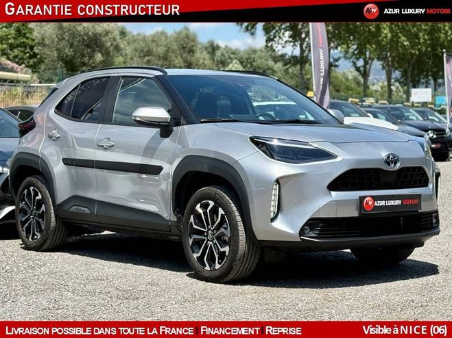 Toyota Yaris CROSS 1.5 HYBRIDE 116H I-DESIGN AWD GRIS de 2023
