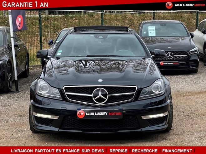 Mercedes Classe C III (2) 63 AMG COUPE PERFORMANCE 487 NOIR de 2011