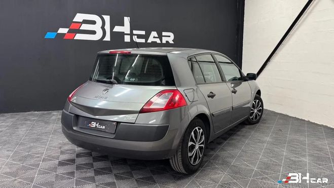 Renault Megane 2 / 1.5 DCI 85 Gris de 2004