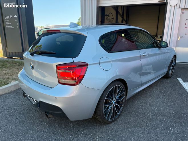 BMW Serie 1 (F21) 135iA XDrive 320ch M Performance 3 Gris de 2014