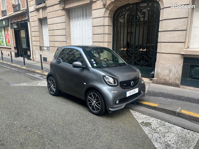 Smart Fortwo coupe brabus xclusive radar   camera jbl Gris de 2018