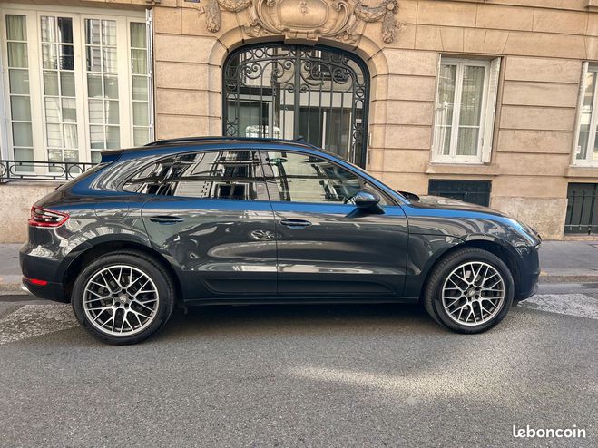 Porsche Macan 2.0 252CH TOIT OUVRANT- CAMERA- APPLE CA Gris de 2018