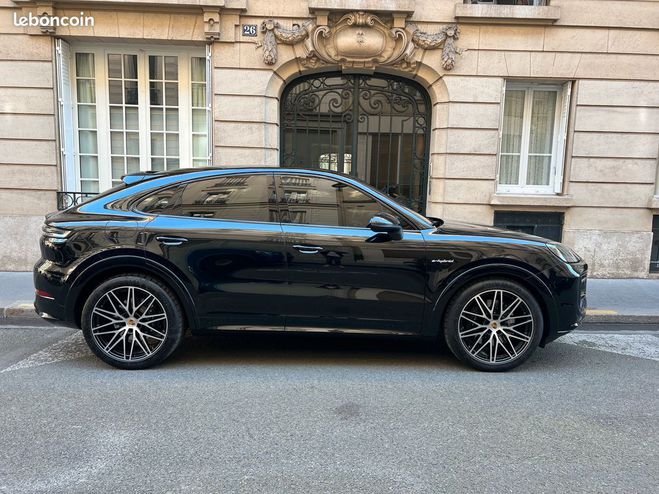 Porsche Cayenne Coupe E-Hybrid 470 CH JANTES 22- CAMERA- Noir de 2024
