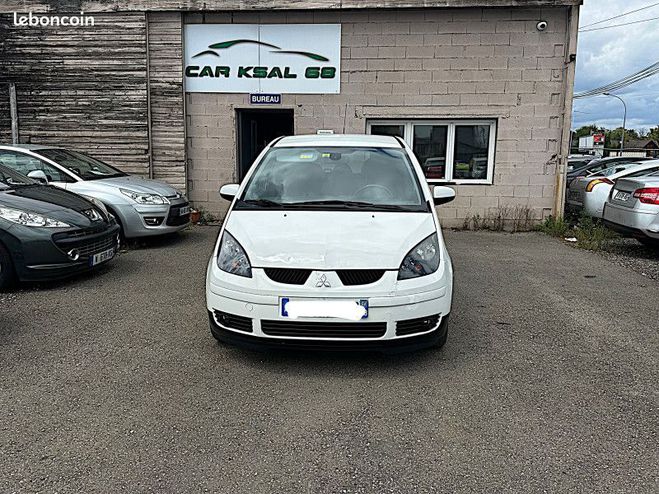 Mitsubishi Colt 1.3 INVITE 5P Blanc de 2008