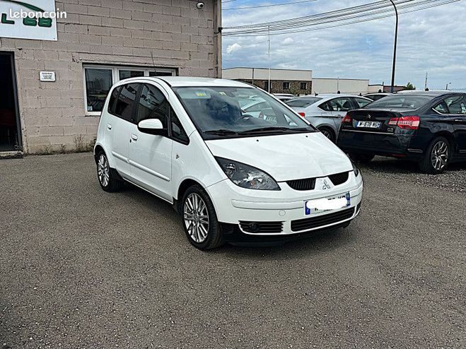 Mitsubishi Colt 1.3 INVITE 5P Blanc de 2008