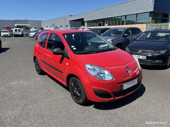 Renault Twingo II 1.2 LEV 16V 75CH AUTHENTIQUE Rouge de 2009