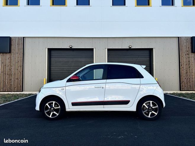 Renault Twingo III 0.9 TCE 90CH INTENS EDC 1RE MAIN Blanc de 2016