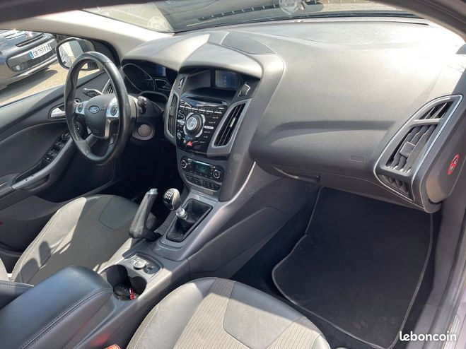Ford Focus 1.6 tdci 115 ch s&s titanium Autre de 2013