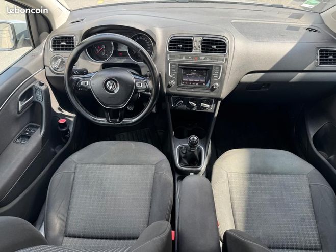 Volkswagen Polo 1.2 TSI 90 BLUEMOTION LOUNGE Gris de 2015