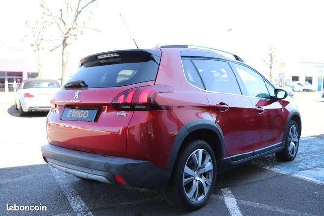 Peugeot 2008 GENERATION-I 1.2 PURETECH 110 CROSSWAY E Rouge de 2017