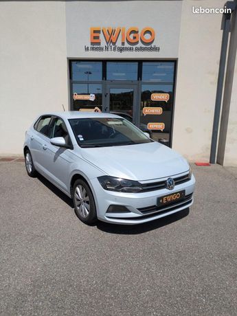  Voir détails -Volkswagen Polo 1.0 TSI 95 CONFORT LINE BUSINESS Courroi à Ampuis (69)