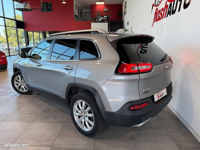 Jeep Cherokee IV 2.0 CRD 4WD 170cv LIMITED-BVA-2015 Gris de 2015