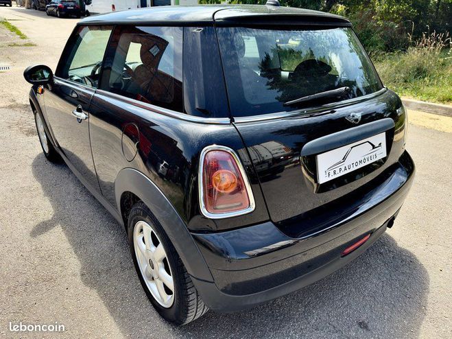 Mini One 1.4 75cv 3999e Noir de 2009