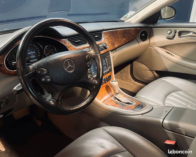 Mercedes Classe CLS Classe 320 CDI Boite Automatique Garanti Bleu de 2006