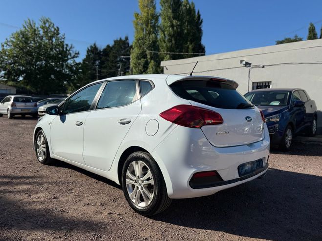 Kia Ceed d CEE-D 1.6 CRDI Gris de 2012