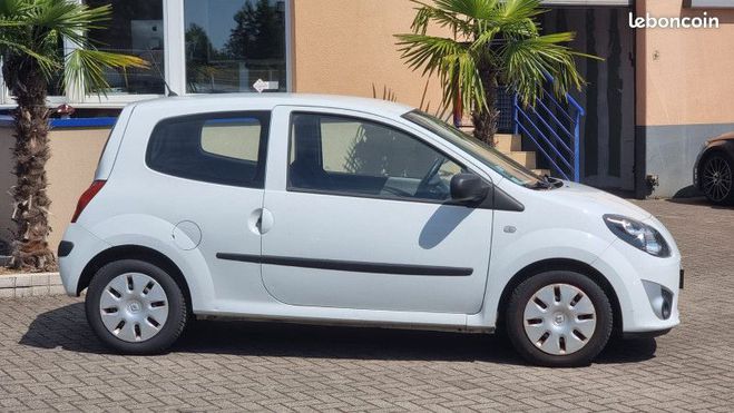 Renault Twingo II 1.2 LEV 16V 75CH AUTHENTIQUE Blanc de 2010