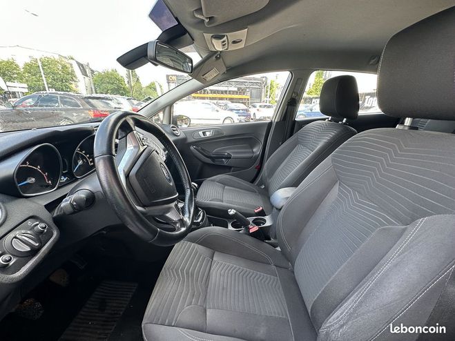 Ford Fiesta 1.0 ECOBOOST 100CH STOP&START TITANIUM 3 Gris de 2013
