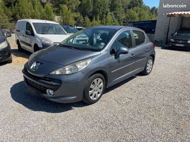 Peugeot 207 1.4 vti 95 ch navteq Gris de 2009