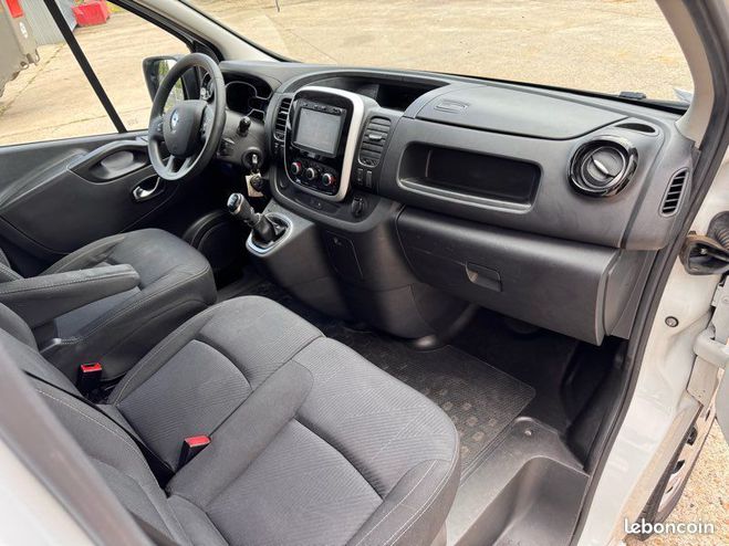 Renault Trafic III Phase 2 L1H1 dCi 120cv anne 01-2020 Blanc de 2020