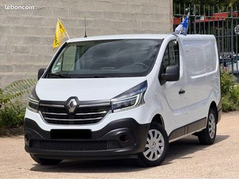  Voir détails -Renault Trafic III Phase 2 L1H1 dCi 120CV anne 05-2021 à pinay-sur-Seine (93)