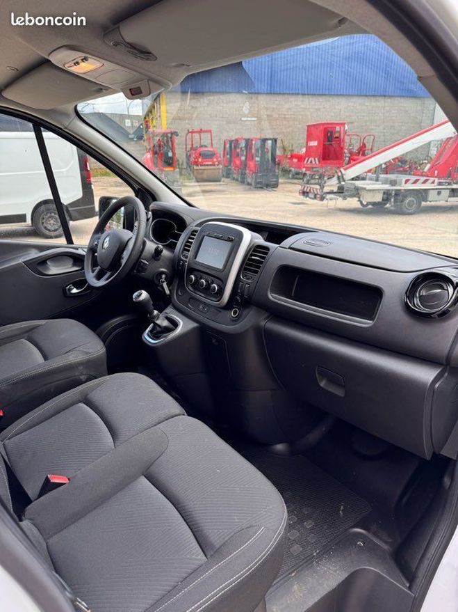 Renault Trafic III Phase 2 L1H1 dCi 120CV anne 05-2021 Blanc de 2021