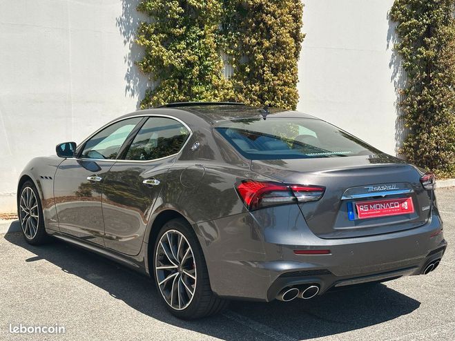 Maserati Ghibli iii 2.0 hybrid 330 gransport Gris de 2021