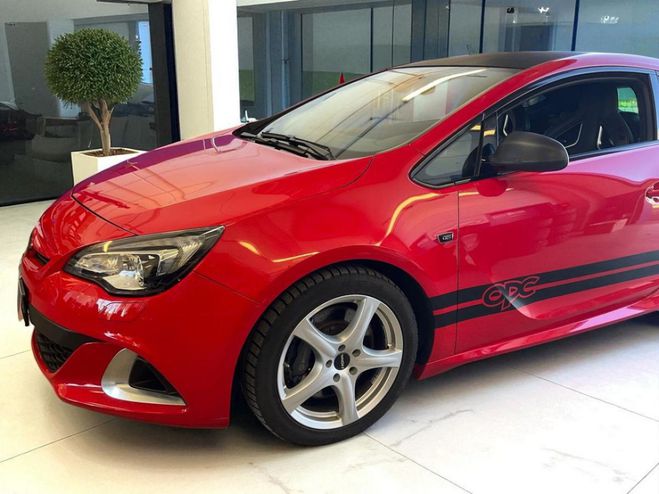 Opel Astra GTC COUPE 2.0 Turbo 280 / 2 JEUX DE JANT Rouge de 2012