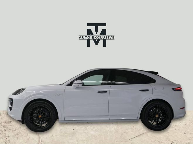 Porsche Cayenne COUPE E-Hybrid 3.0 V6 519 ch S Blanc de 2024