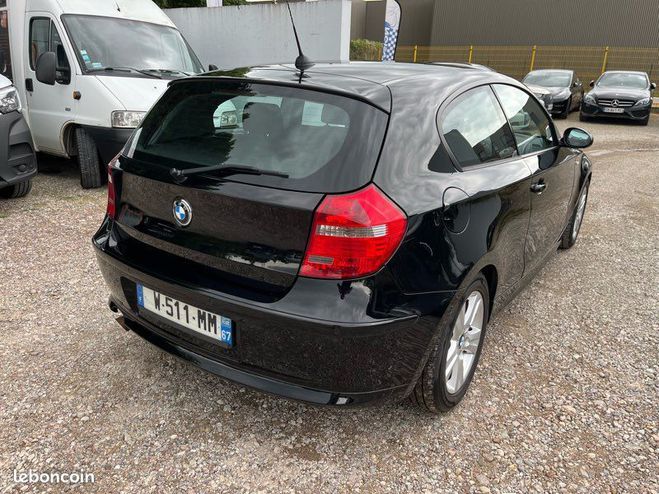 BMW Serie 1 E81 116i 122cv phase2 Noir de 2009