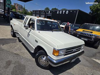  Voir détails -Ford F350 F 7.5 V8 460ci Dually XLT Lariat à Breteuil (60)
