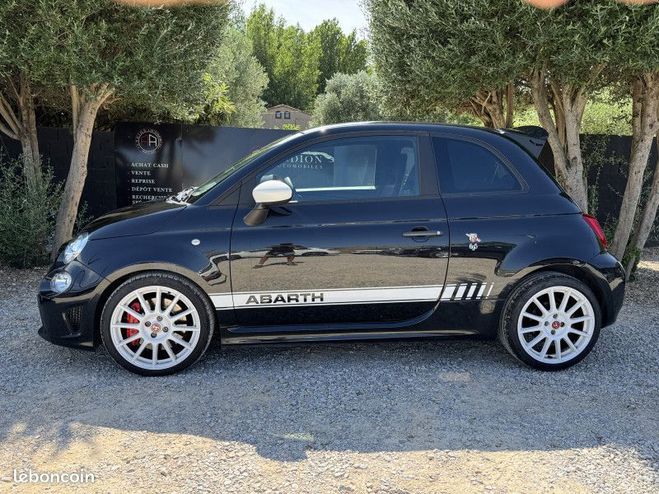 Abarth 500 1.4 TURBO T-JET 180CH 695 ESSEESSE MY21 Noir de 2021