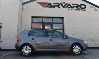  Voir détails -Volkswagen Golf 5 1.4i GOAL à Kuurne (85)