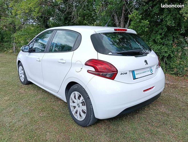 Peugeot 208 1.6 BlueHDi 75ch Active 5p Blanc de 2015