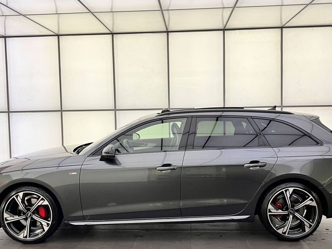 Audi A4 Avant 40 TDI 204 S tronic 7 S Edition Gris de 2022