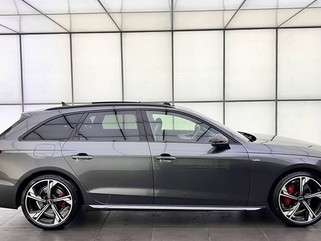Audi A4 Avant 40 TDI 204 S tronic 7 S Edition Gris de 2022