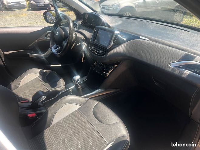 Peugeot 2008 1.6e-HDI 115cv FAP allure Gris de 2013
